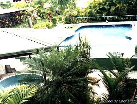 Luigis Hotel La Fortuna Exterior photo